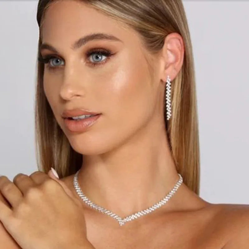 2pcs Luxury Rhinestone V-Shape Necklace Set