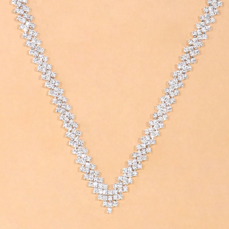 2pcs Luxury Rhinestone V-Shape Necklace Set